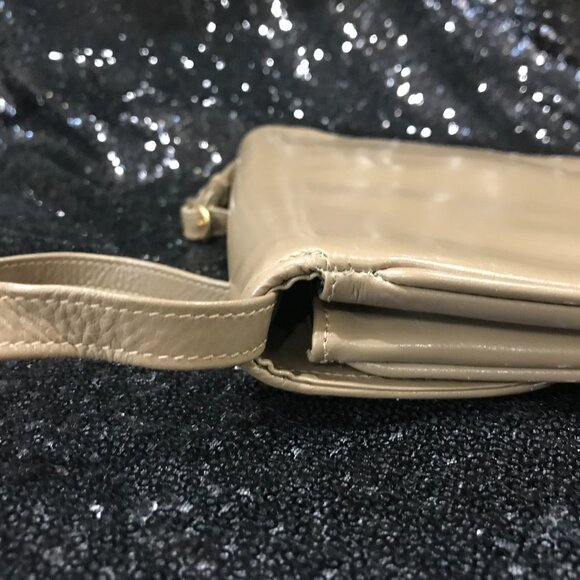 Vintage Salvatore Ferragamo bag (PREOWNED) - Picture 11 of 14